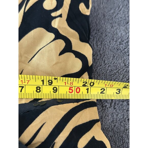 Sleeveless Black & Gold Patterned Dress With Front Pockets & Back Zipper - Picture 4 of 9